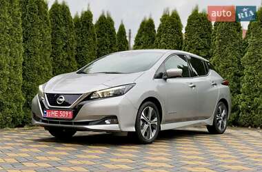 Хэтчбек Nissan Leaf 2020 в 