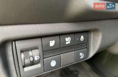 Хэтчбек Nissan Leaf 2020 в 