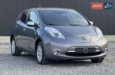 Хэтчбек Nissan Leaf 2014 в 