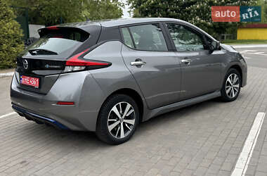 Хетчбек Nissan Leaf 2021 в 