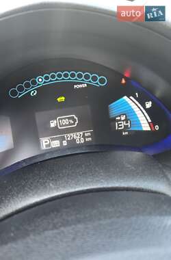 Хэтчбек Nissan Leaf 2014 в Каменском