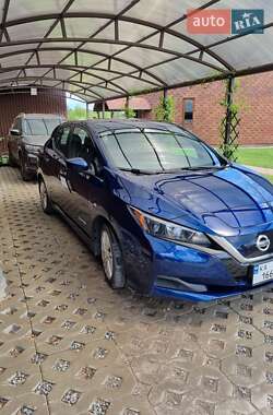 Хетчбек Nissan Leaf 2018 в 