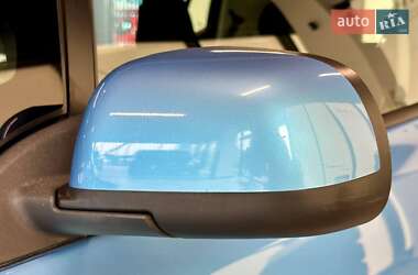 Хетчбек Nissan Leaf 2013 в 