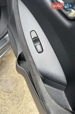 Хетчбек Nissan Leaf 2014 в 