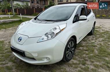 Хэтчбек Nissan Leaf 2016 в Львове