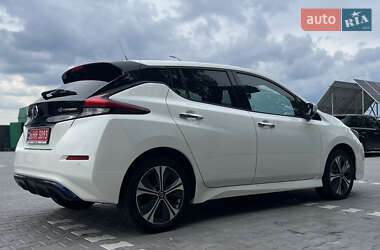 Хетчбек Nissan Leaf 2020 в 