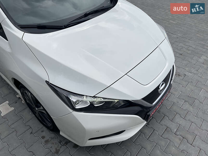 Хэтчбек Nissan Leaf 2020 в Владимире