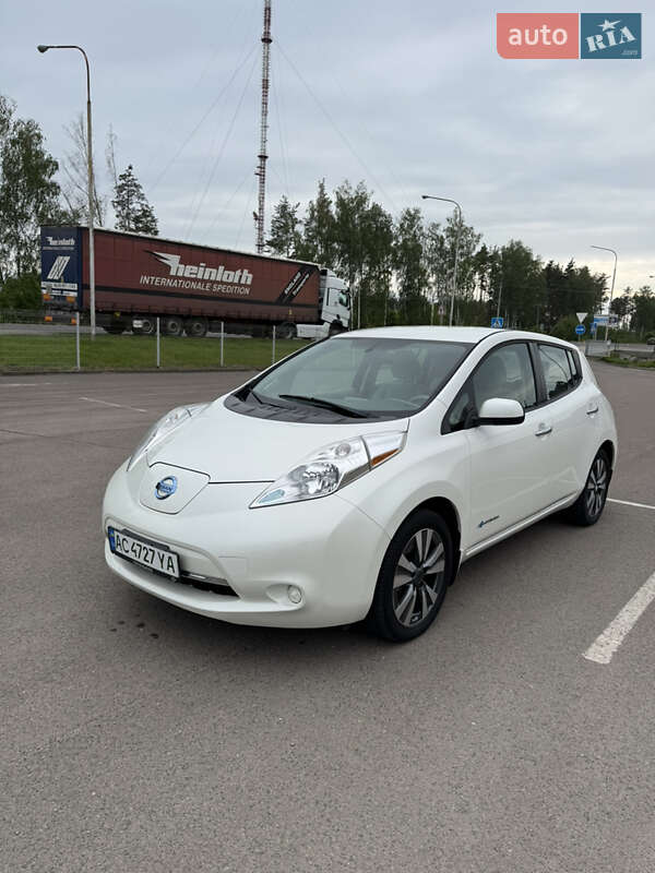 Хетчбек Nissan Leaf 2016 в Ковелі