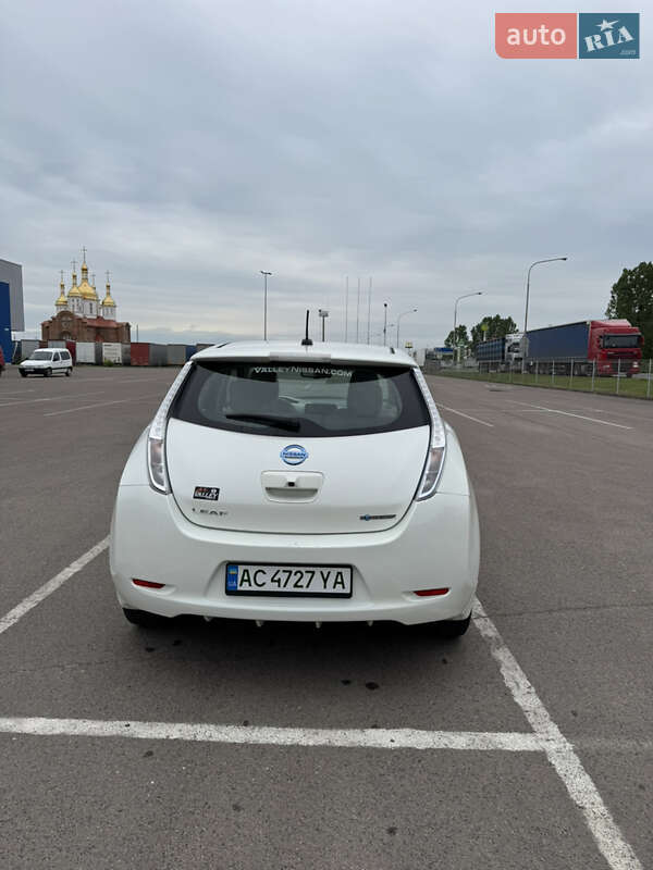 Хетчбек Nissan Leaf 2016 в Ковелі