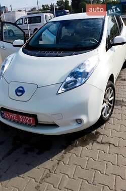 Хэтчбек Nissan Leaf 2012 в Нововолынске