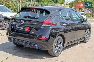 Хэтчбек Nissan Leaf 2019 в 
