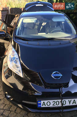 Хэтчбек Nissan Leaf 2012 в Ужгороде