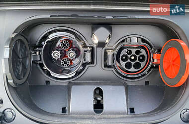 Хетчбек Nissan Leaf 2020 в 