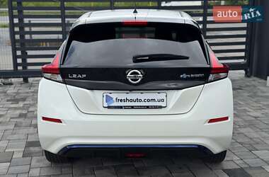 Хетчбек Nissan Leaf 2019 в 