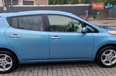 Хэтчбек Nissan Leaf 2013 в Ивано-Франковске