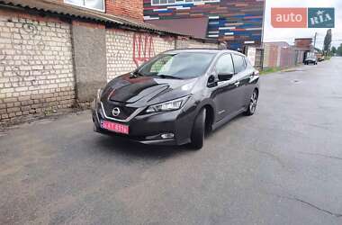 Хэтчбек Nissan Leaf 2018 в Звягеле