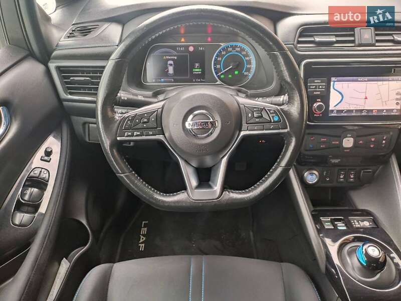 Хэтчбек Nissan Leaf 2018 в Звягеле