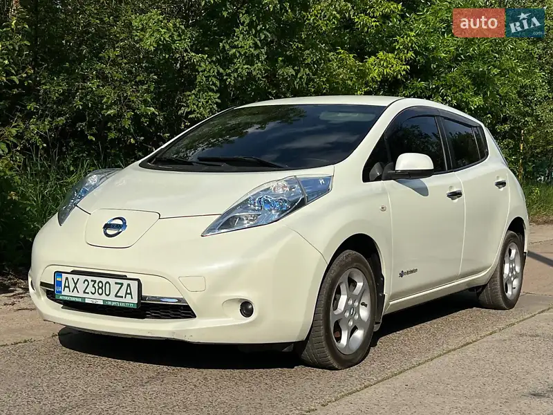 Nissan Leaf 2011