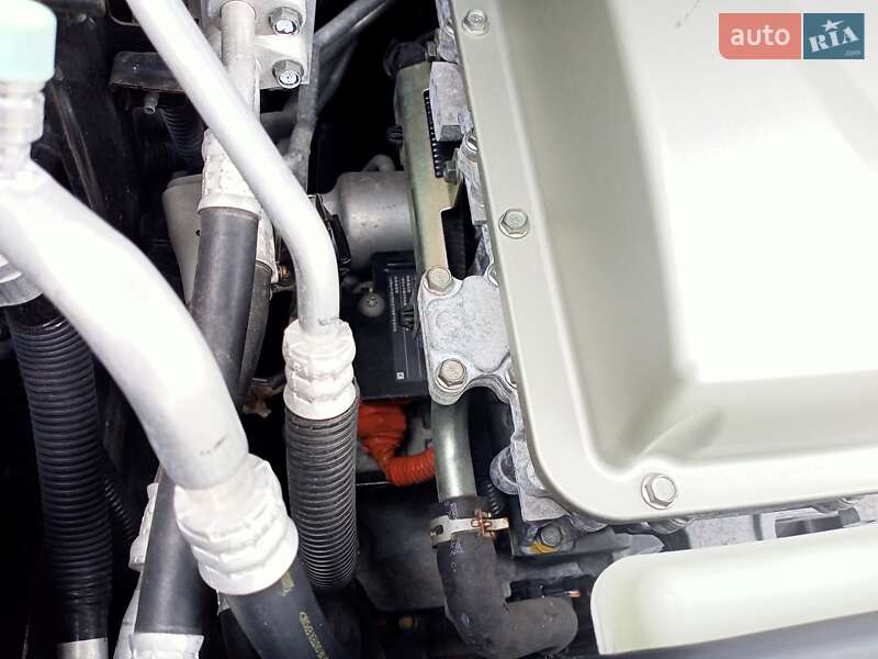 Хэтчбек Nissan Leaf 2016 в Одессе