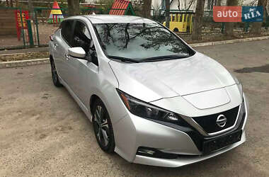 Хэтчбек Nissan Leaf 2020 в Тернополе