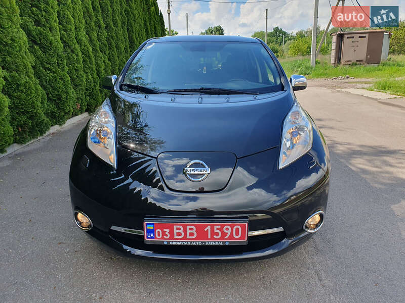 Хетчбек Nissan Leaf 2014 в Горі