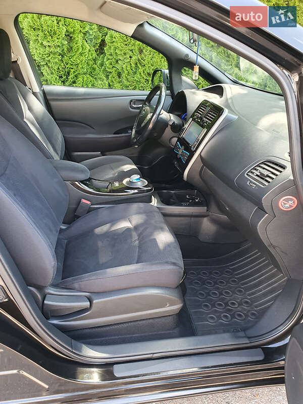 Хетчбек Nissan Leaf 2014 в Горі