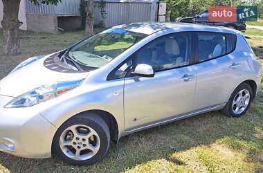 Хетчбек Nissan Leaf 2012 в Миколаєві