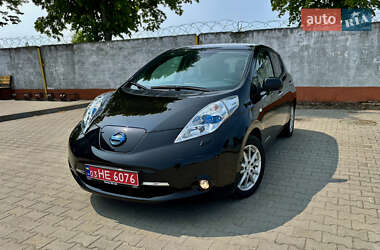 Хэтчбек Nissan Leaf 2015 в Сарнах