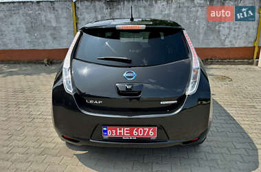Хэтчбек Nissan Leaf 2015 в 