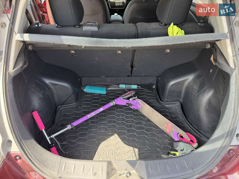 Хэтчбек Nissan Leaf 2017 в Харькове