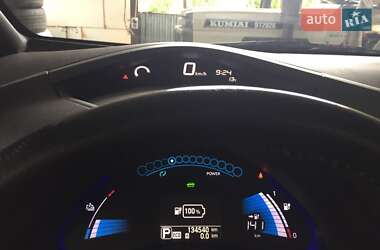 Хетчбек Nissan Leaf 2013 в Чернівцях