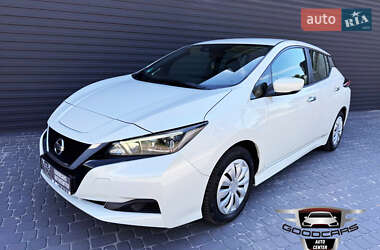 Хэтчбек Nissan Leaf 2021 в 