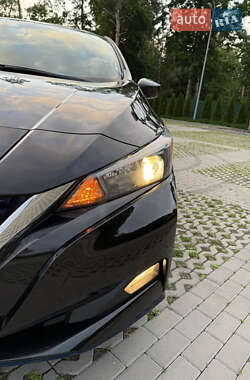 Хетчбек Nissan Leaf 2020 в 