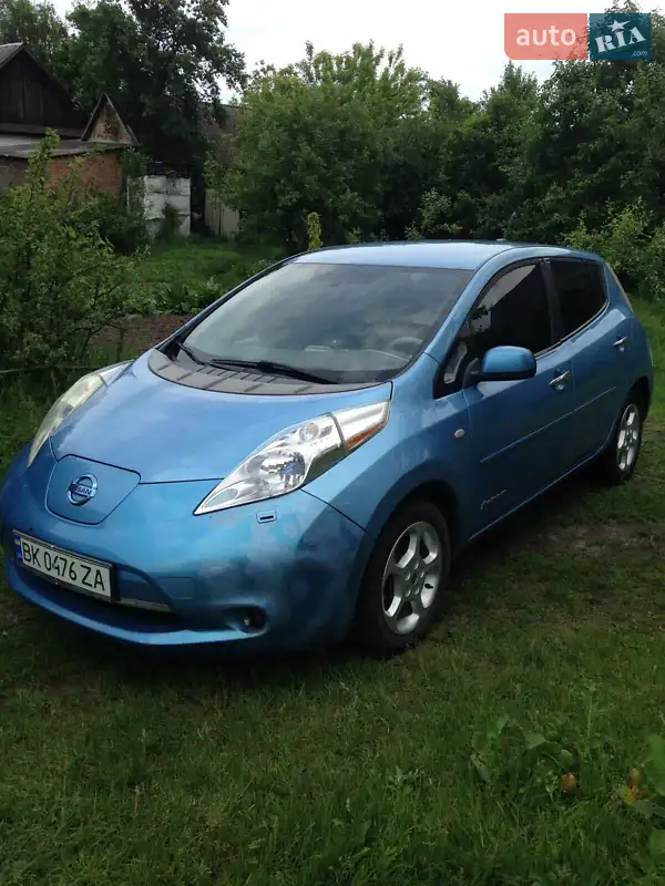 Nissan Leaf 2011