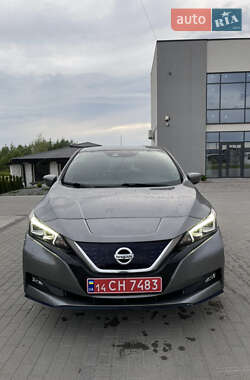 Хэтчбек Nissan Leaf 2019 в Львове