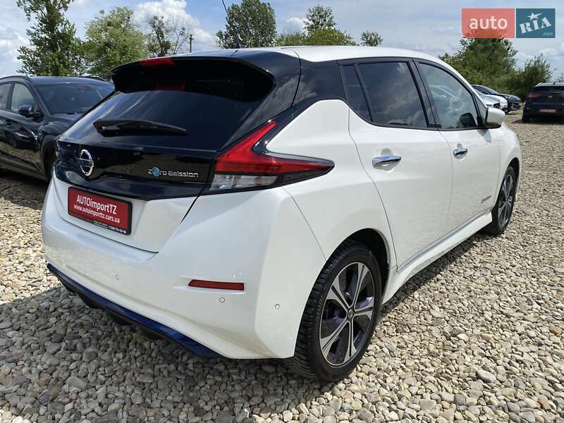 Хэтчбек Nissan Leaf 2020 в Львове