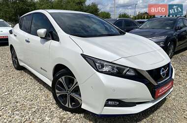 Хэтчбек Nissan Leaf 2020 в 