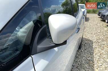 Хэтчбек Nissan Leaf 2020 в 