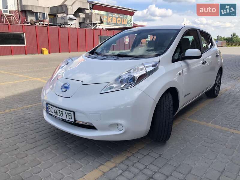 Хетчбек Nissan Leaf 2014 в Львові