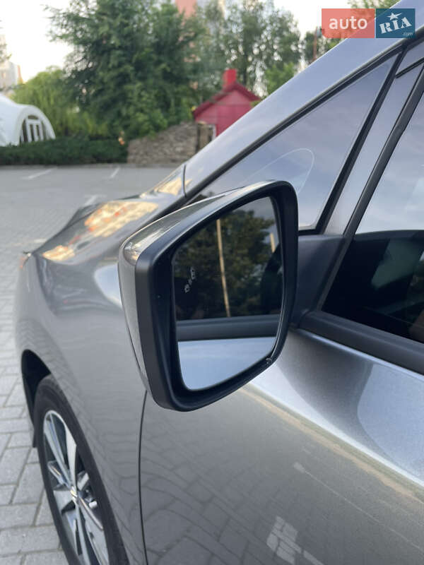 Хетчбек Nissan Leaf 2022 в Харкові