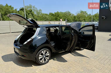 Хэтчбек Nissan Leaf 2014 в 