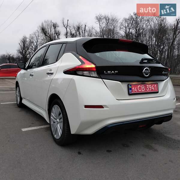 Хэтчбек Nissan Leaf 2021 в Днепре
