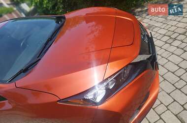 Хэтчбек Nissan Leaf 2022 в 