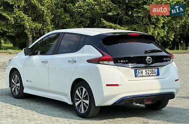 Хэтчбек Nissan Leaf 2018 в 