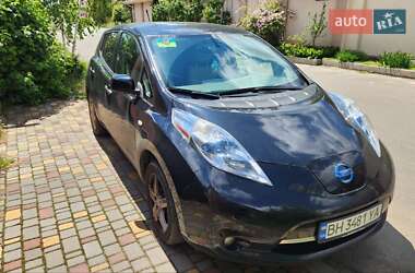 Хэтчбек Nissan Leaf 2012 в Одессе