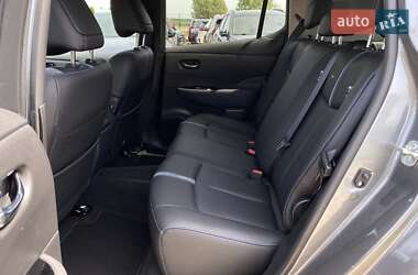 Хэтчбек Nissan Leaf 2020 в 