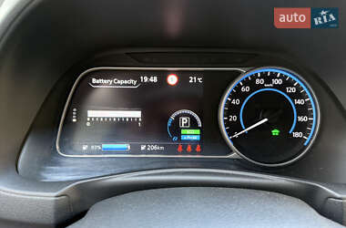 Хэтчбек Nissan Leaf 2018 в 