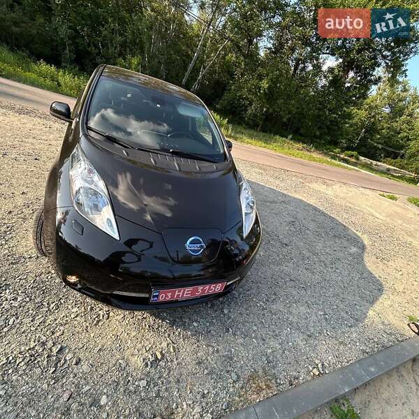 Хэтчбек Nissan Leaf 2014 в Днепре