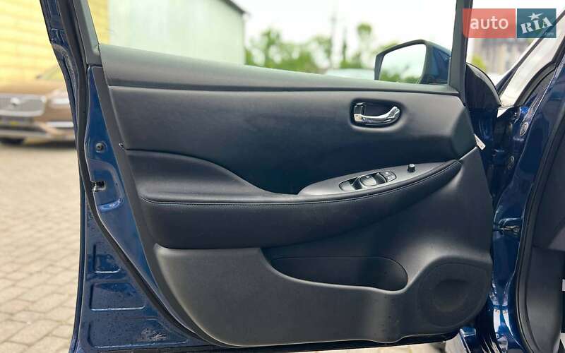 Хэтчбек Nissan Leaf 2018 в Ивано-Франковске