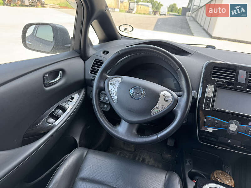 Хетчбек Nissan Leaf 2014 в Вінниці